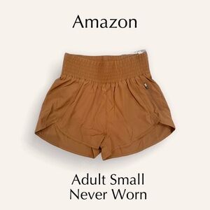 High-Waist Athletic Shorts in Caramel Brown